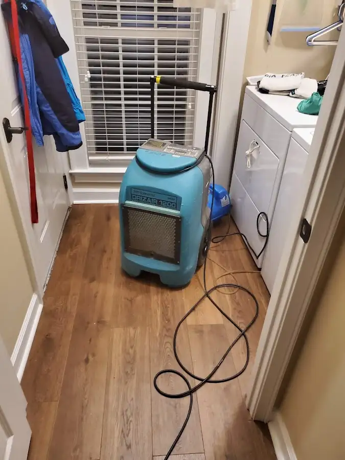Commercial dehumidifier deployed for Flood Damage Cleanup in South Gate Ridge